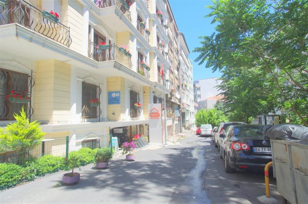 TÜLAY ÖZKÖK'TEN ŞİŞLİ MERKEZ GENİŞ YÜKSEK GİRİŞ KİRALIK DAİRE
