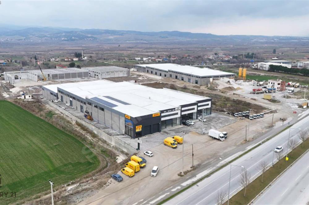 Akhan'da, Ankara Asfaltı Üzerinde 695 m2 Fabrika Holü