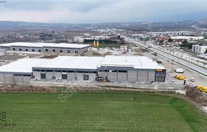 Akhan'da, Ankara Asfaltı Üzerinde 695 m2 Fabrika Holü