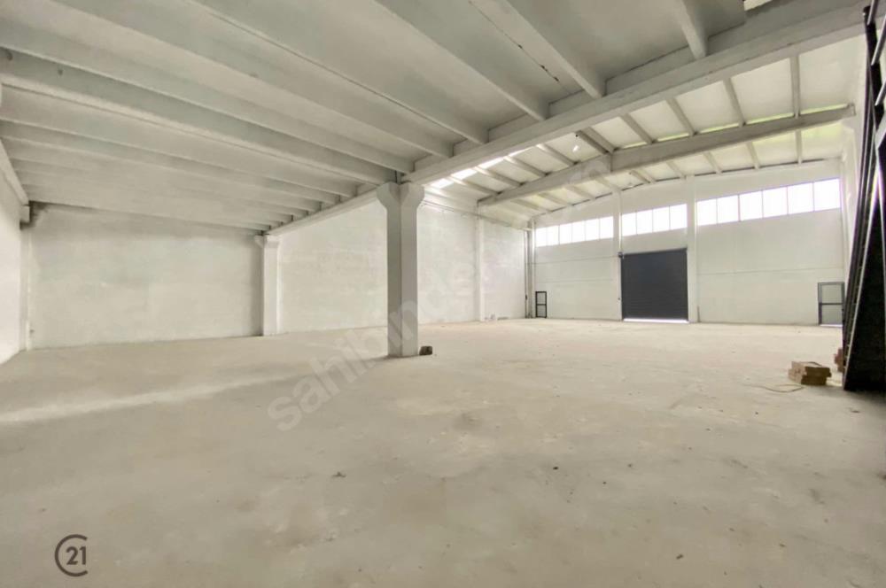 Akhan'da, Ankara Asfaltı Üzerinde 695 m2 Fabrika Holü