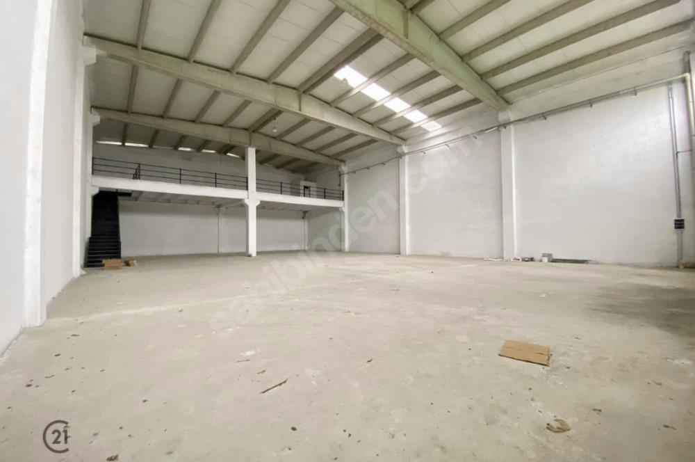 Akhan'da, Ankara Asfaltı Üzerinde 695 m2 Fabrika Holü