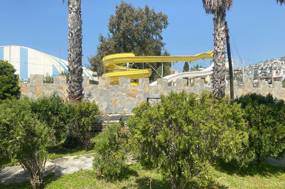 Bodrum Kadıkalesi Sahilinde Özel Kum Plajlı Site İçinde Denize 150m Mesafede Full Eşyalı Kiralık Dubleks Yazlık