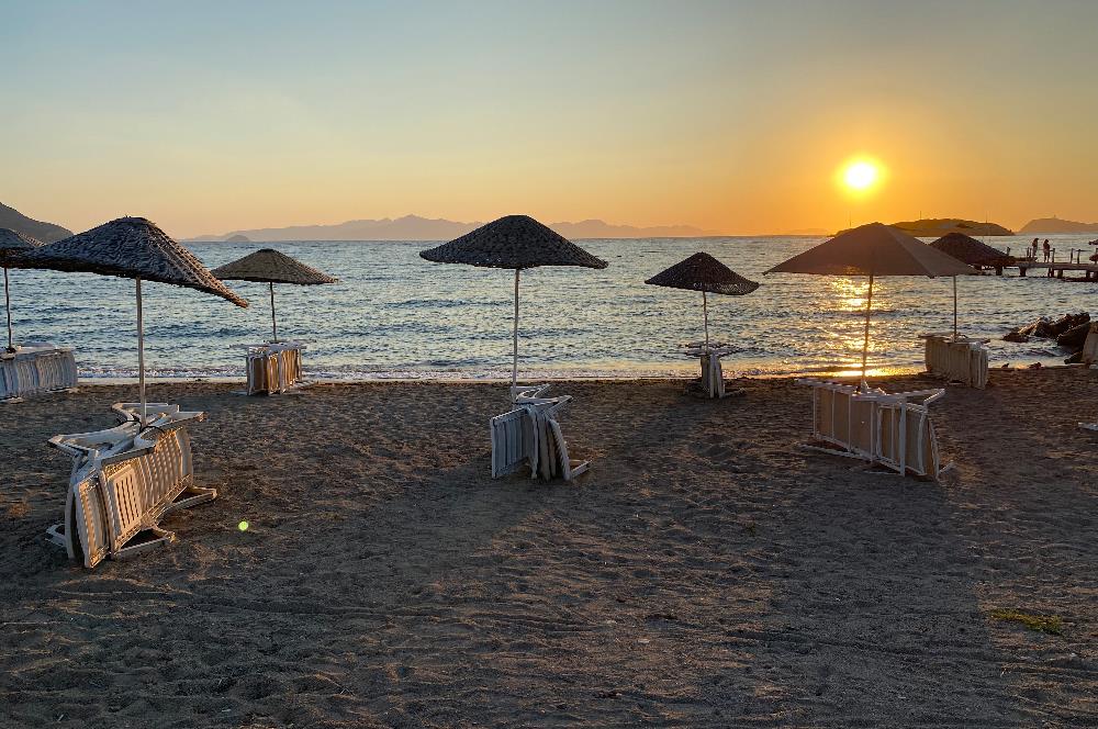 Bodrum Kadıkalesi Sahilinde Özel Kum Plajlı Site İçinde Denize 150m Mesafede Full Eşyalı Kiralık Dubleks Yazlık
