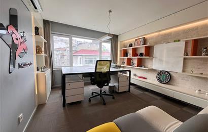 Emsalsiz Özel Tasarım Eşyalı Ofis Katı