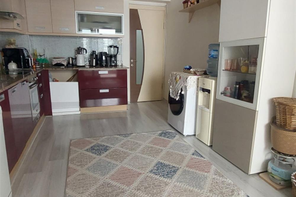 Yalı Mah. Geniş 3+1 Kapalı Mutfak Ebeveyn Banyolu Satılık Daire