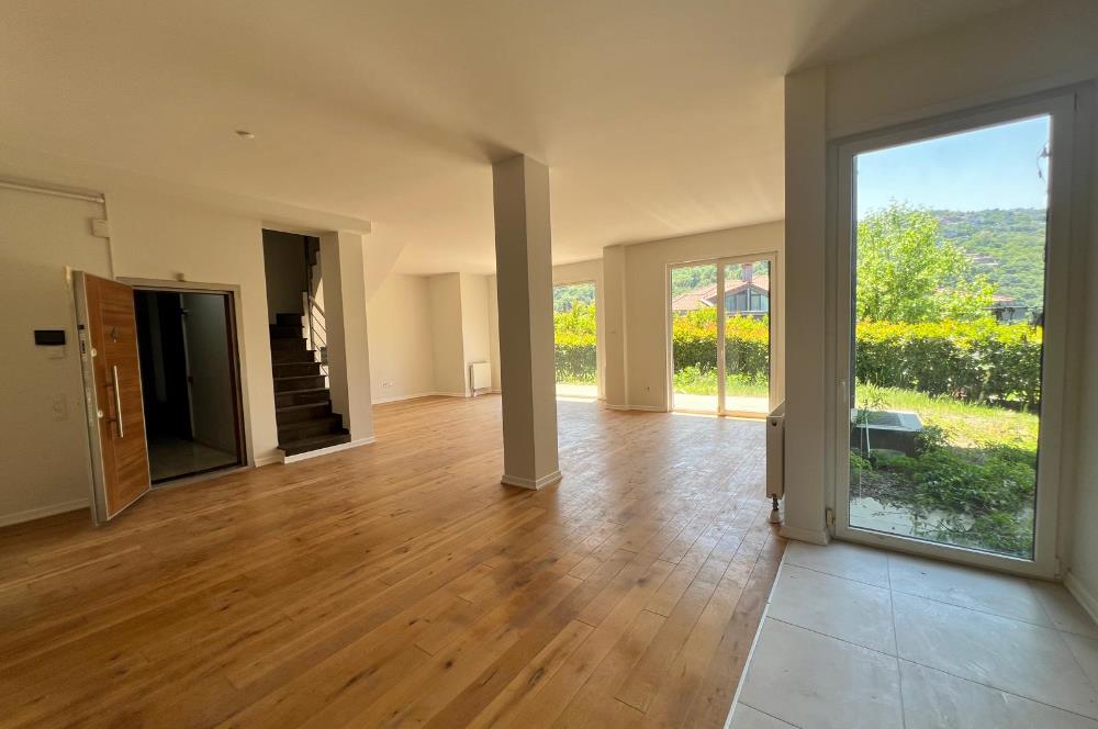 Maden'de Butik Sitede Satılık 4+1 Bahçe Dubleks