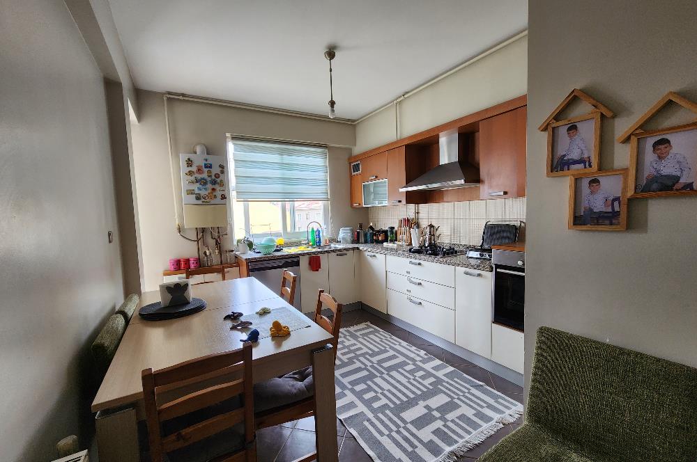 ÜMRANİYE MERİT LİFE GÖL KONAKLARINDA 3+1 180 m2 DAİRE