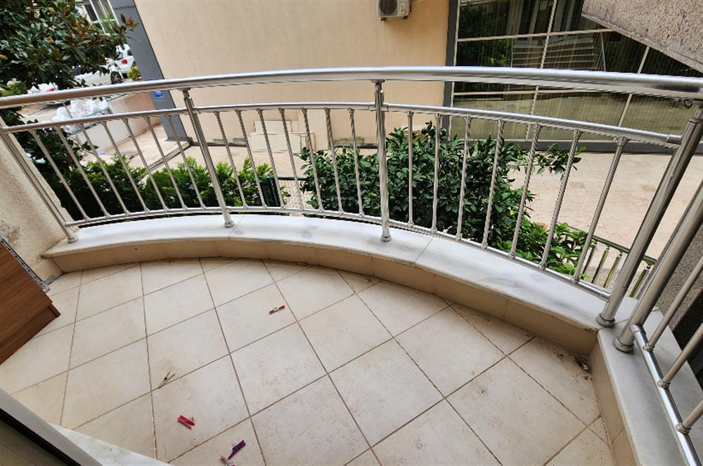 ÜMRANİYE MERİT LİFE GÖL KONAKLARINDA 3+1 180 m2 DAİRE