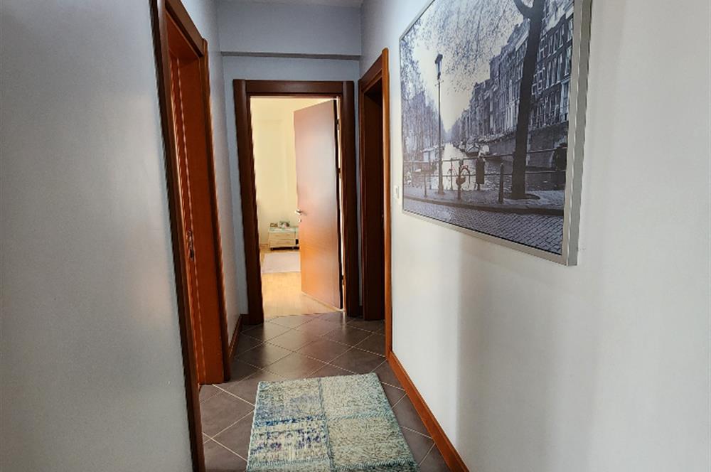 ÜMRANİYE MERİT LİFE GÖL KONAKLARINDA 3+1 180 m2 DAİRE