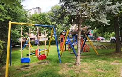 ÜMRANİYE MERİT LİFE GÖL KONAKLARINDA 3+1 180 m2 DAİRE