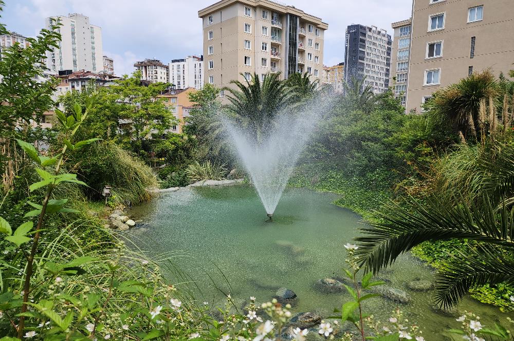 ÜMRANİYE MERİT LİFE GÖL KONAKLARINDA 3+1 180 m2 DAİRE