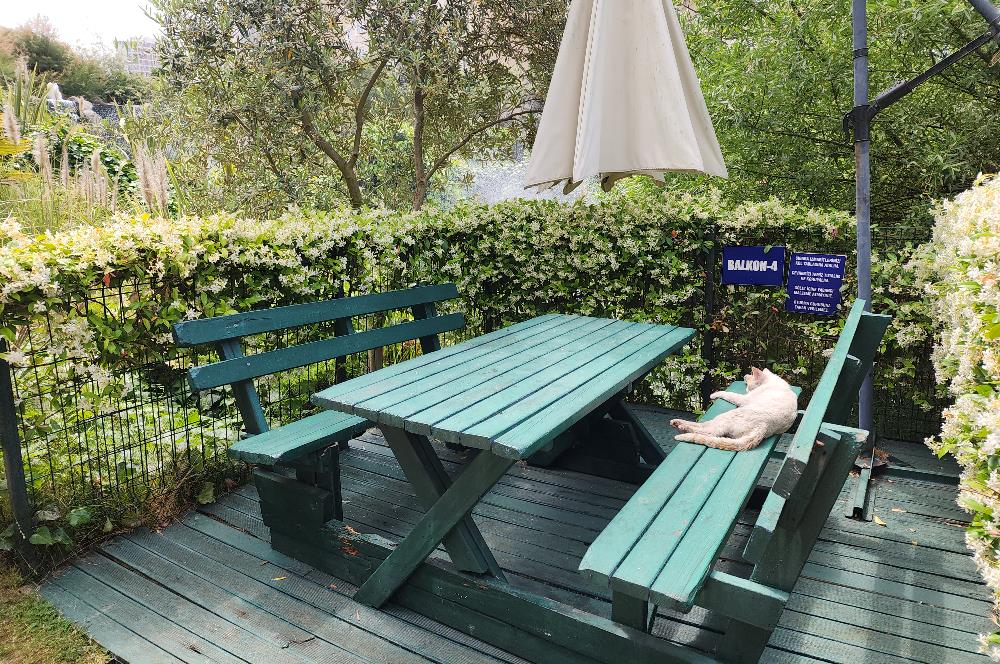 ÜMRANİYE MERİT LİFE GÖL KONAKLARINDA 3+1 180 m2 DAİRE