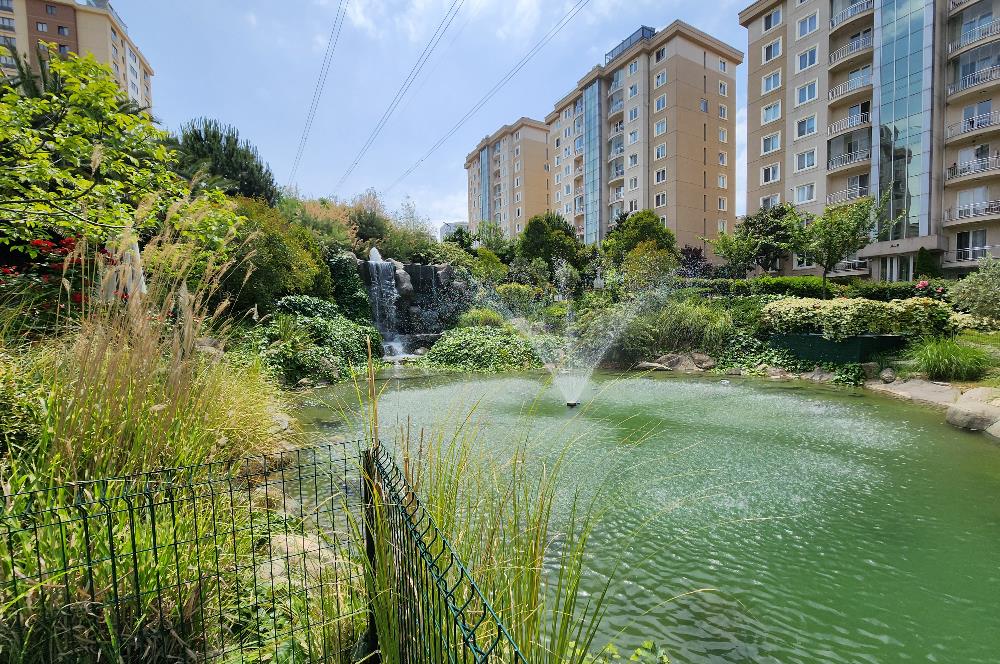ÜMRANİYE MERİT LİFE GÖL KONAKLARINDA 3+1 180 m2 DAİRE