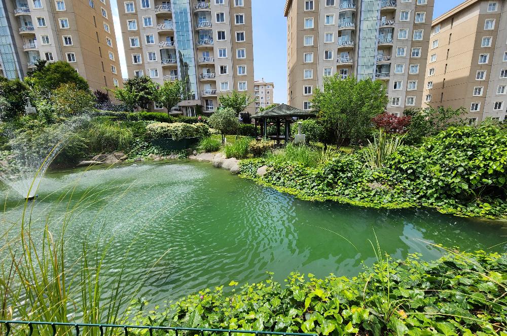 ÜMRANİYE MERİT LİFE GÖL KONAKLARINDA 3+1 180 m2 DAİRE