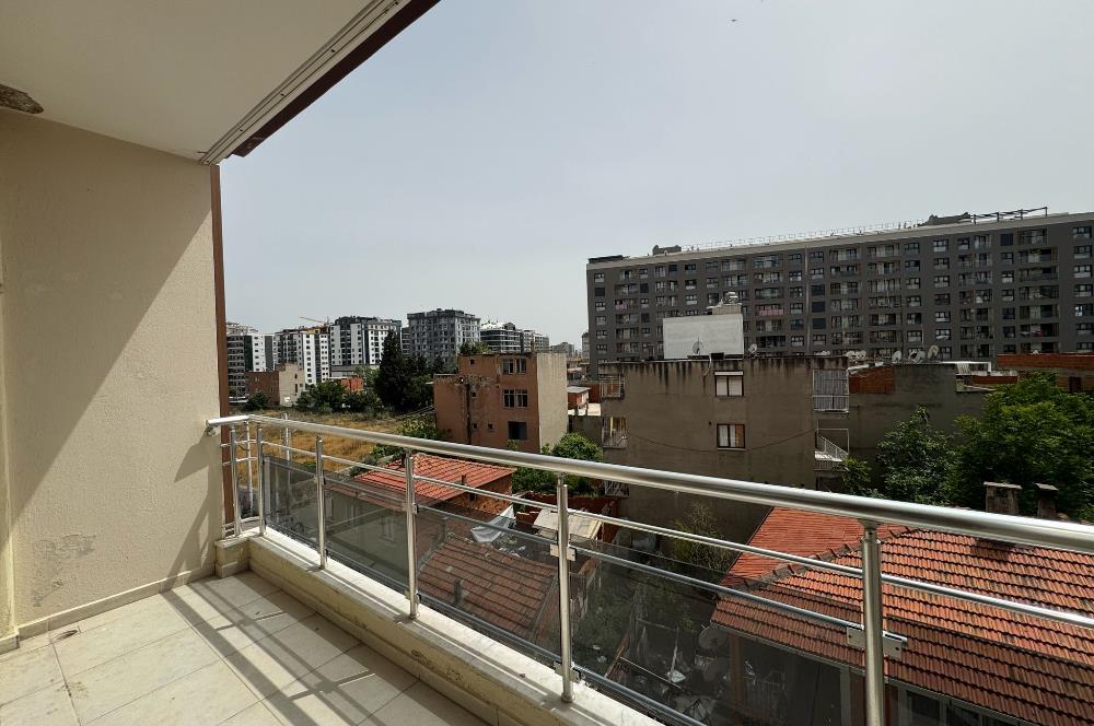 Karşıyaka İmbatlı'da Kiralık 2+1 Daire