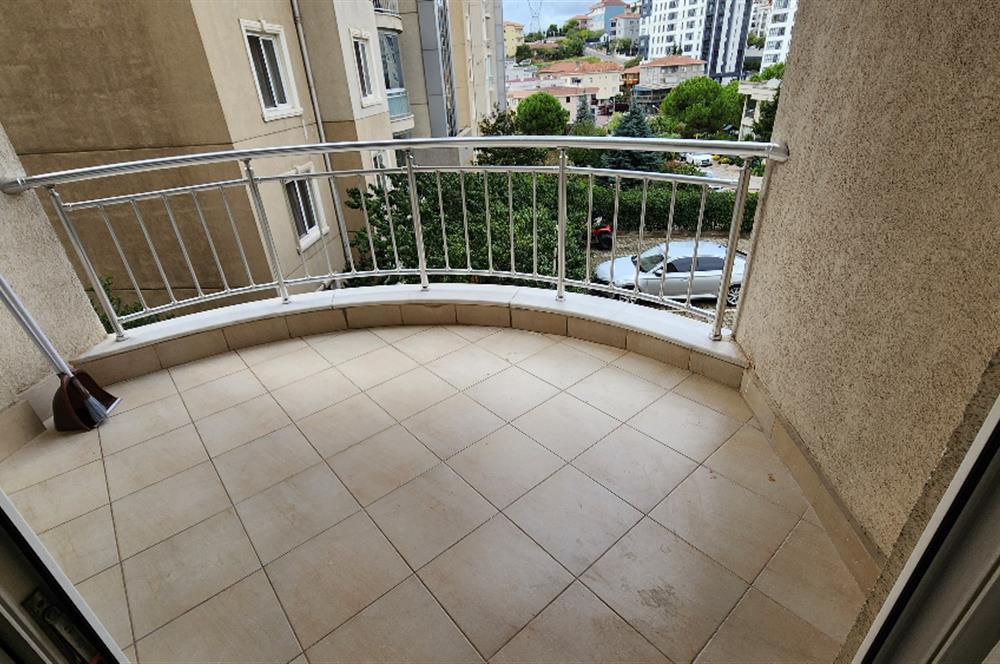 ÜMRANİYE MERİT LİFE GÖL KONAKLARINDA 3+1 180 m2 DAİRE