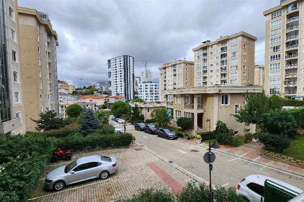 ÜMRANİYE MERİT LİFE GÖL KONAKLARINDA 3+1 180 m2 DAİRE