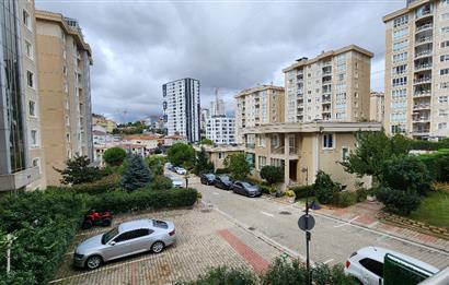 ÜMRANİYE MERİT LİFE GÖL KONAKLARINDA 3+1 180 m2 DAİRE