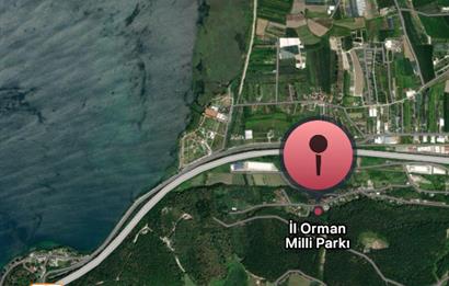 C21’DEN SAPANCA GÖL MANZARALI DOĞAYLA İÇ İÇE İMARLI ARSA
