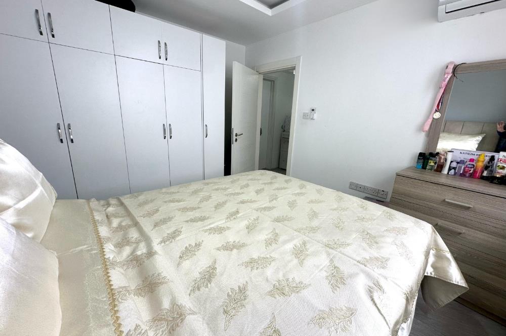 Girne Merkez Muhteşem Lokasyonda Satılık 2+1 Daire