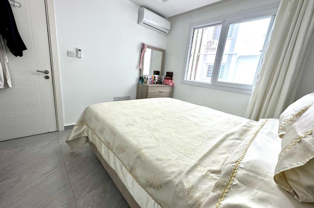 Girne Merkez Muhteşem Lokasyonda Satılık 2+1 Daire