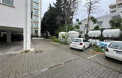 Girne Merkez Muhteşem Lokasyonda Satılık 2+1 Daire