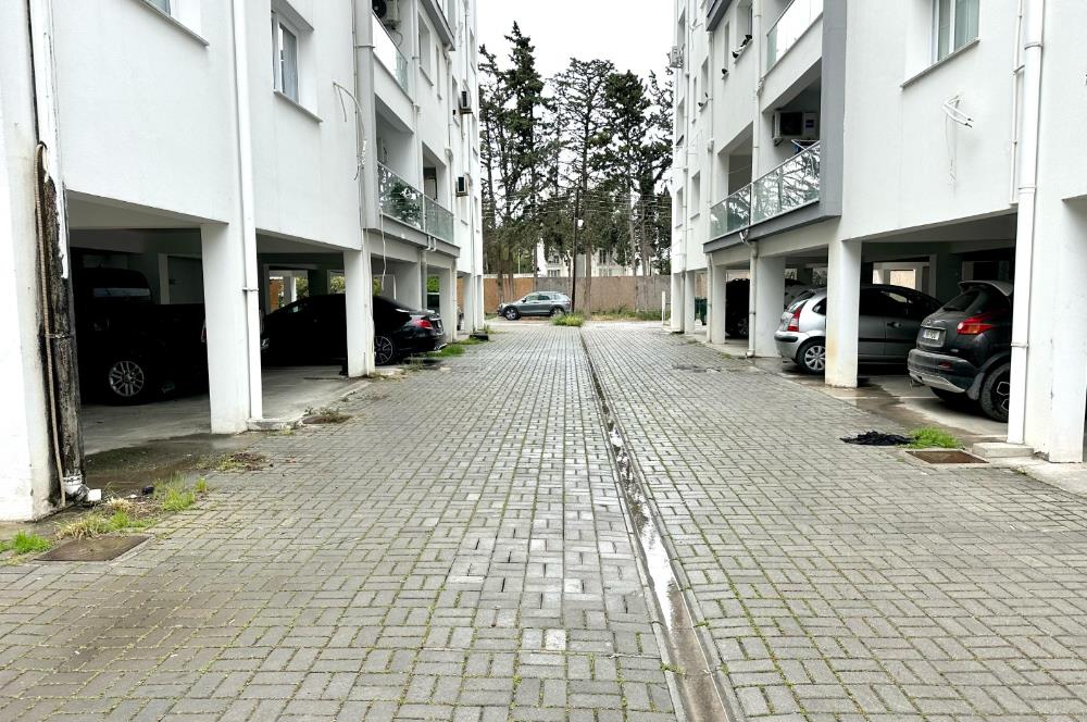 Girne Merkez Muhteşem Lokasyonda Satılık 2+1 Daire