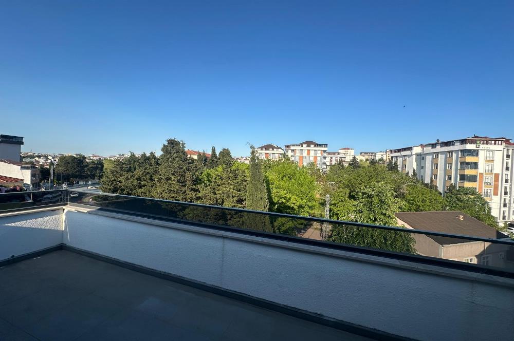 Arnavutköy de çatı dubleks 2+1 daire