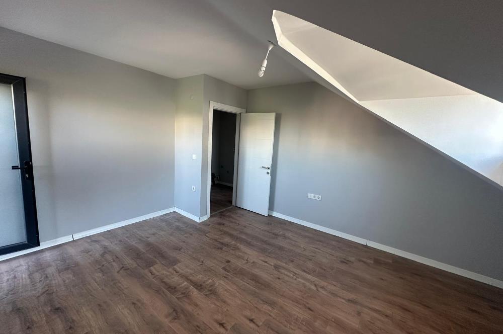 Arnavutköy de çatı dubleks 2+1 daire