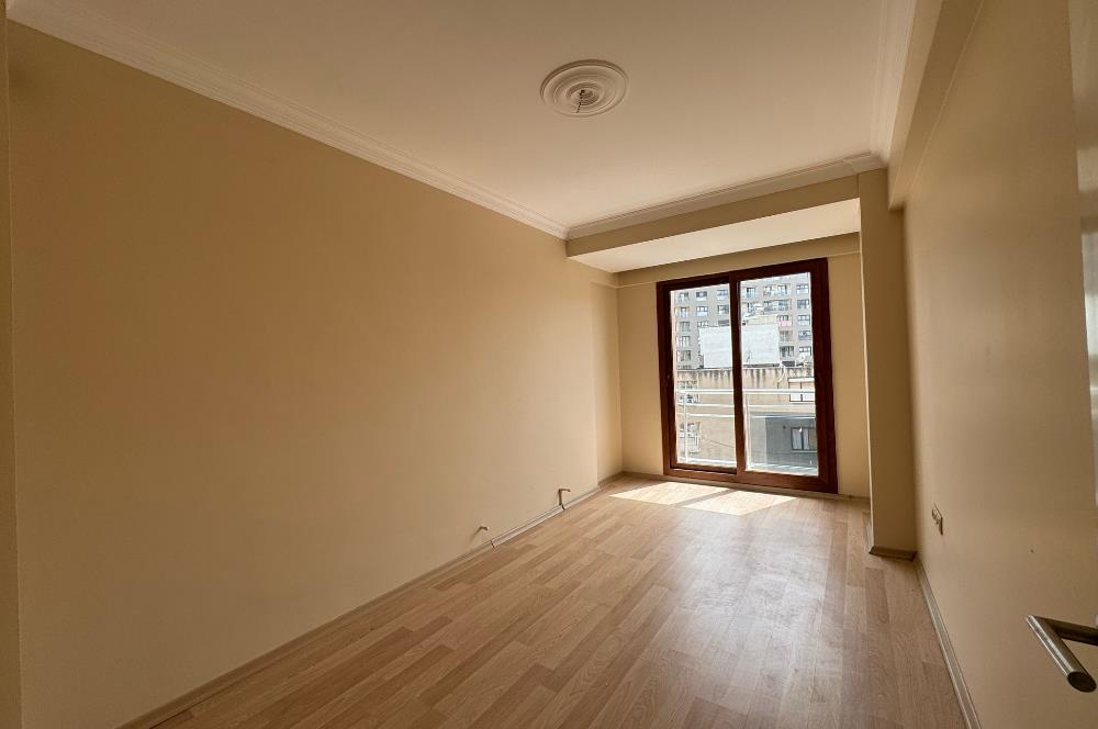 Karşıyaka İmbatlı'da Kiralık 2+1 Daire