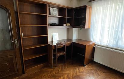 MODA'DA ÇİFT CEPHELİ 2+1 EŞYALI KİRALIK DAİRE