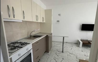 GİRNEDE SİTE İÇERİSİNDE YATIRIMLIK GENÇ BİNADA EŞYALI GİRİŞ KAT