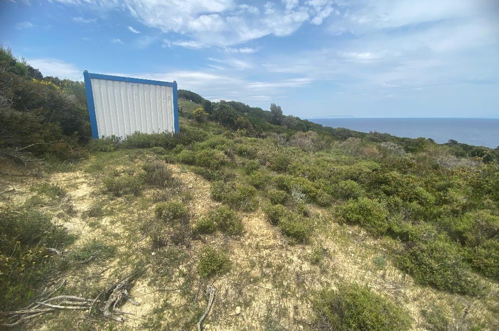 Karaburun da kapanmaz deniz manzaralı Tarla