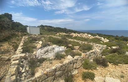 Karaburun da kapanmaz deniz manzaralı Tarla
