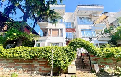 Büyükada'da Bahçeli 3+1 Satılık Daire