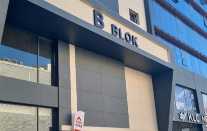 TÜRELİ BATIPARK AVM'DE MASRAFSIZ YAPILI ÖN CEPHE SATILIK OFİS