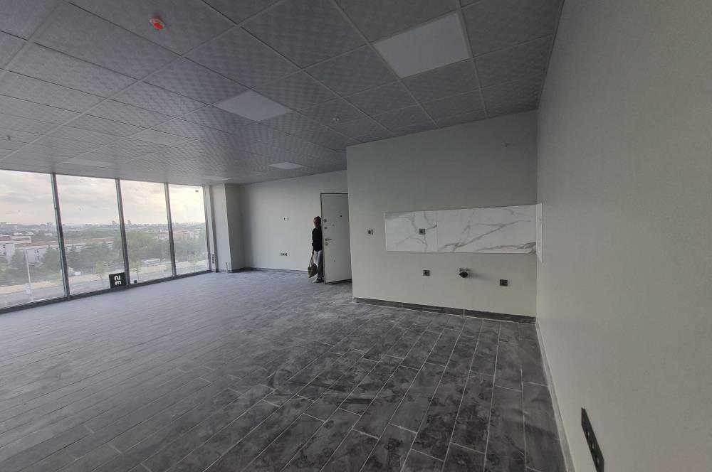 TÜRELİ BATIPARK AVM'DE MASRAFSIZ YAPILI ÖN CEPHE SATILIK OFİS