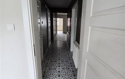Firuzağa Mahallesi Ekmekçibaşı'nda Bakımlı 3+1 Kiralık Daire