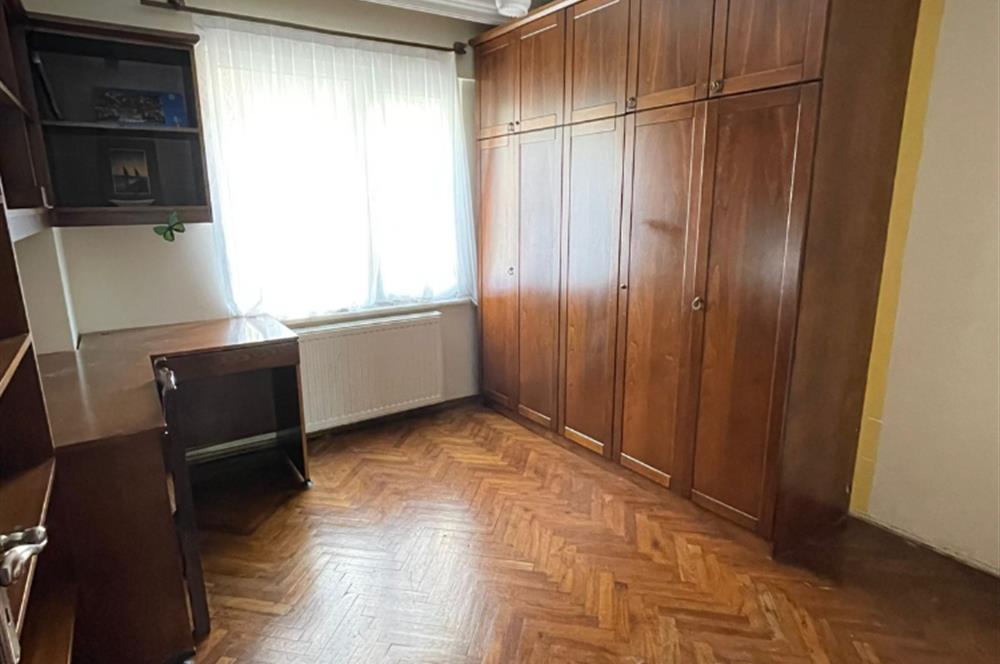 MODA'DA ÇİFT CEPHELİ 2+1 EŞYALI KİRALIK DAİRE