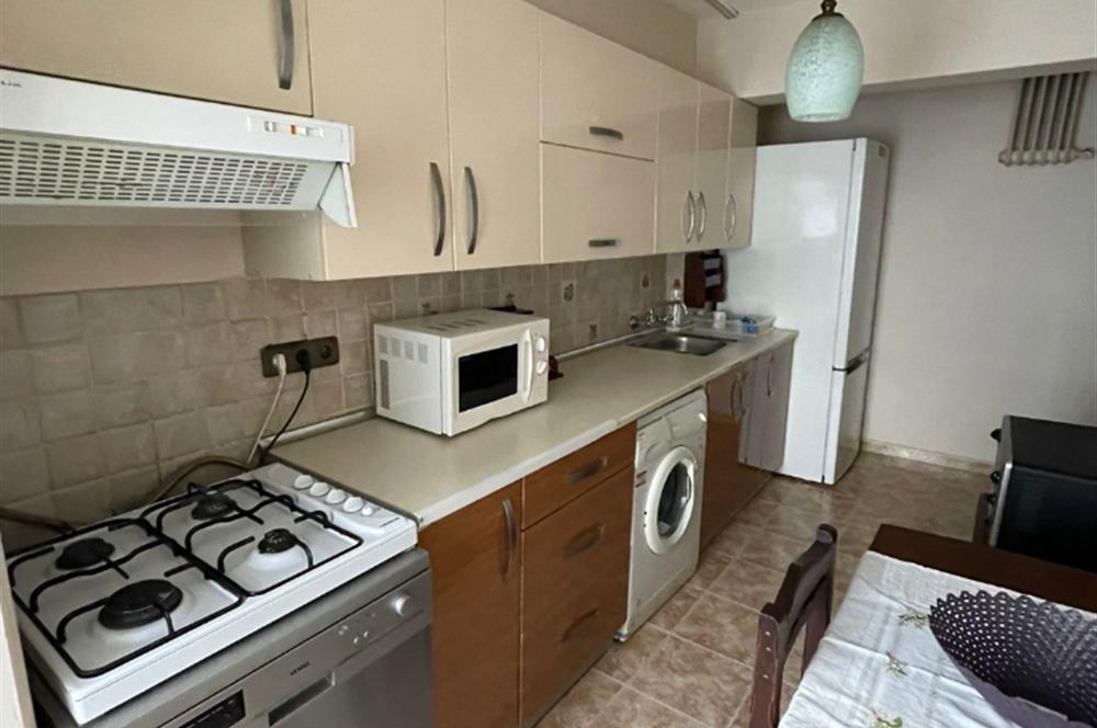 MODA'DA ÇİFT CEPHELİ 2+1 EŞYALI KİRALIK DAİRE