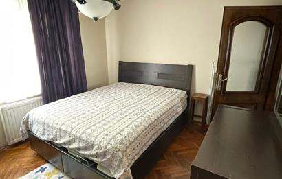 MODA'DA ÇİFT CEPHELİ 2+1 EŞYALI KİRALIK DAİRE