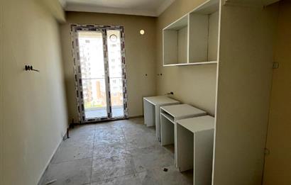 PENDİK KAVAKPINAR MAH. 3+1 SATILIK DAİRE 90 M2 NET BALKONLU 