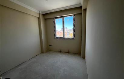 PENDİK KAVAKPINAR MAH. 3+1 SATILIK DAİRE 90 M2 NET BALKONLU 