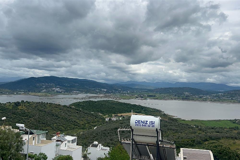 Bodrum Adabükü-Boğaziçi'de, Gümüşkum Sitesinde Satılık Müstakil