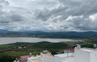 Bodrum Adabükü-Boğaziçi'de, Gümüşkum Sitesinde Satılık Müstakil