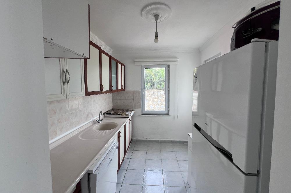 Bodrum Adabükü-Boğaziçi'de, Gümüşkum Sitesinde Satılık Müstakil
