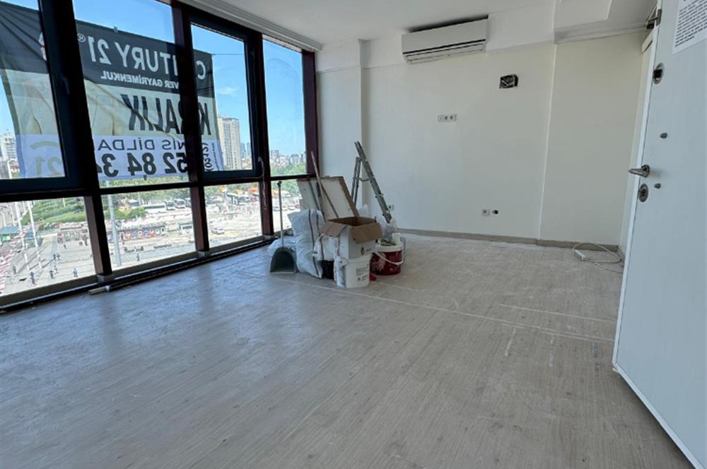 TAKSİM MEYDANINA MANZARALI KİRALIK OFİS