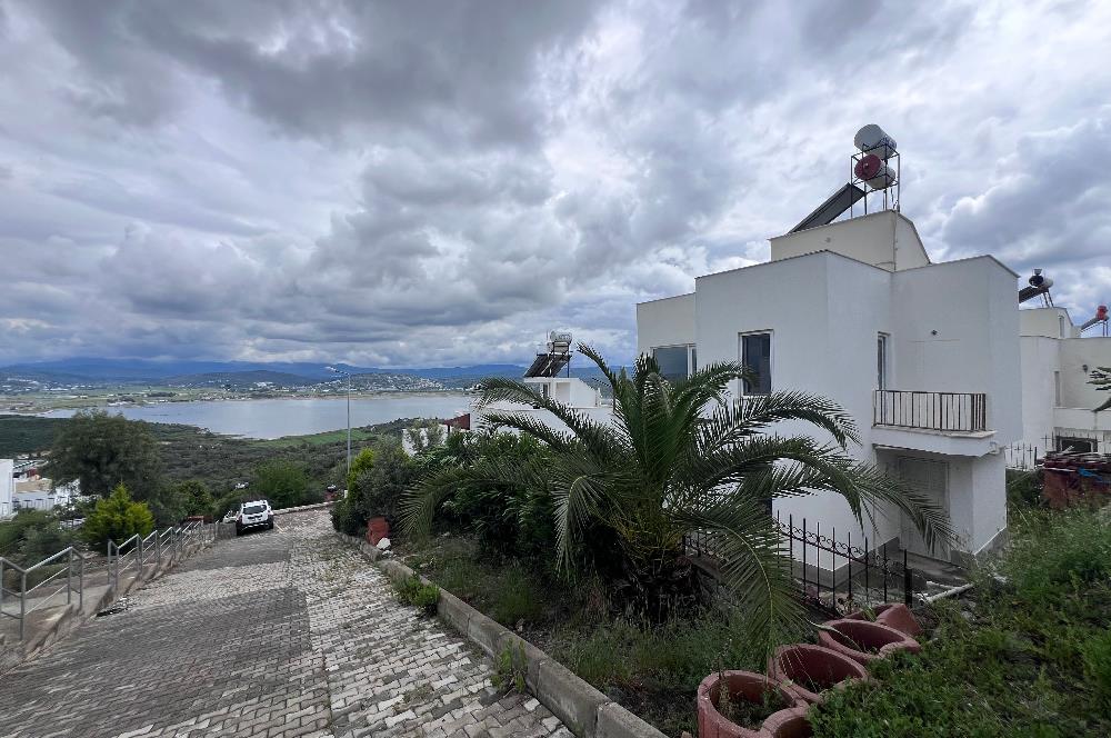 Bodrum Adabükü-Boğaziçi'de, Gümüşkum Sitesinde Satılık Müstakil