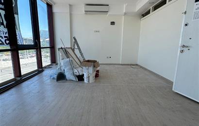 TAKSİM MEYDANINA MANZARALI KİRALIK OFİS