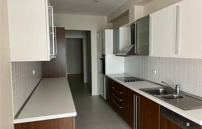CENTURY 21'DEN GÖKMAHAL'DE METRO KARŞISI GENİŞ KİRALIK 3+1 DAİRE